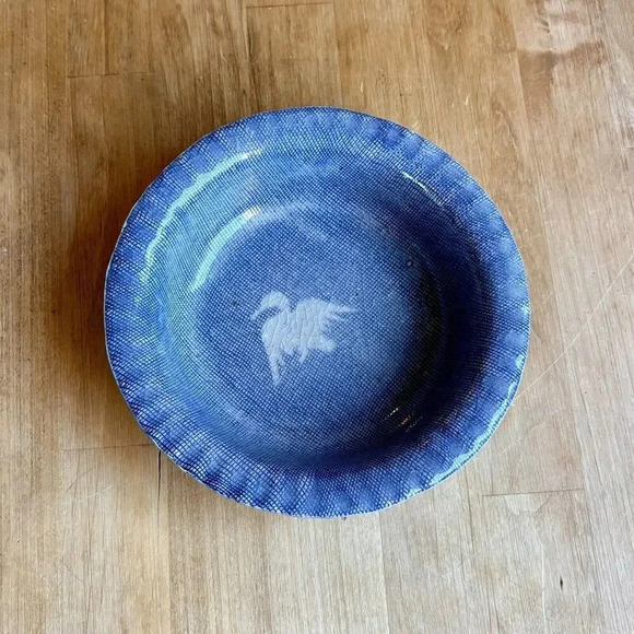 Beautiful Artisan Handmade Art Pottery 6” Bowl One Of A Kind Blue Crackle Bird - Picture 2 of 9